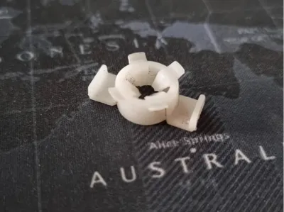 Insignia trunk cover clip
