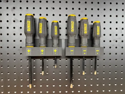 Pegboard Mount for Screwdriver Set