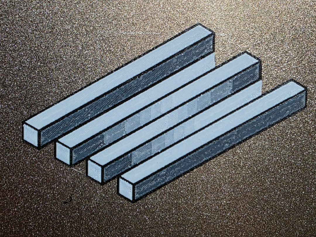 Optical Illusion:Three or Four Bars? Black/White 