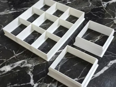 Brownie / cookie cutter
