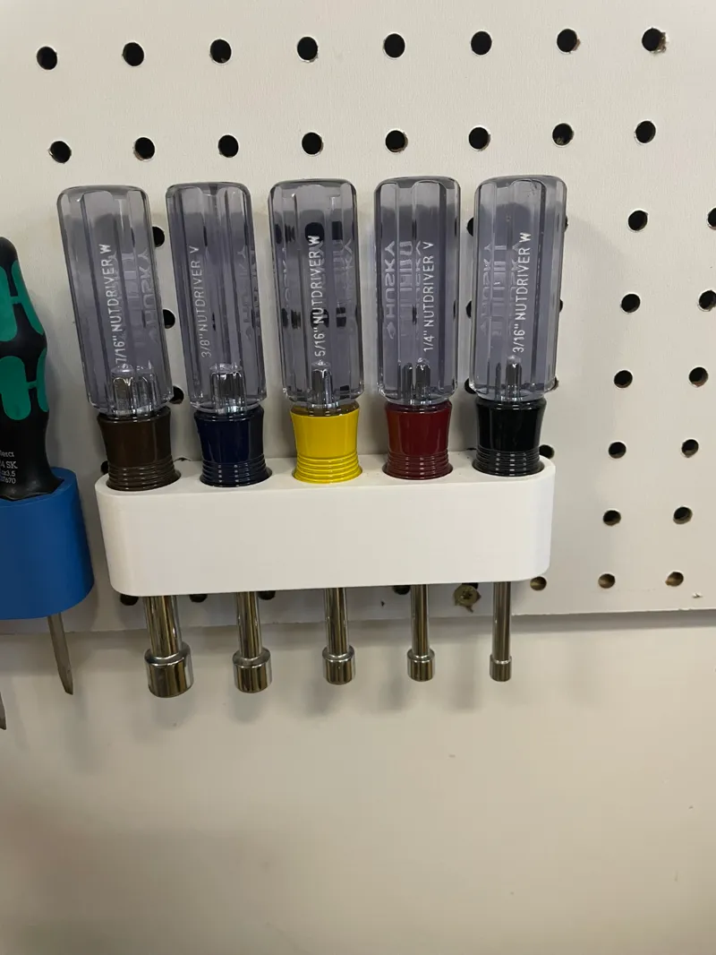 Nut/Socket Driver Pegboard Holder Husky 5pc