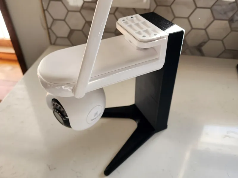 Reolink Atlas PT Ultra Indoor Stand and Wall Mount