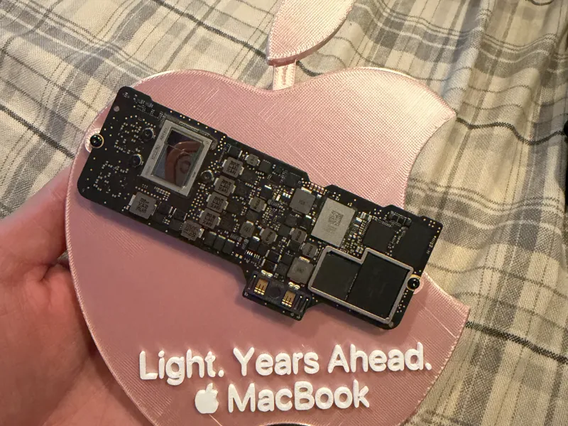 12" MacBook Logic Board Display
