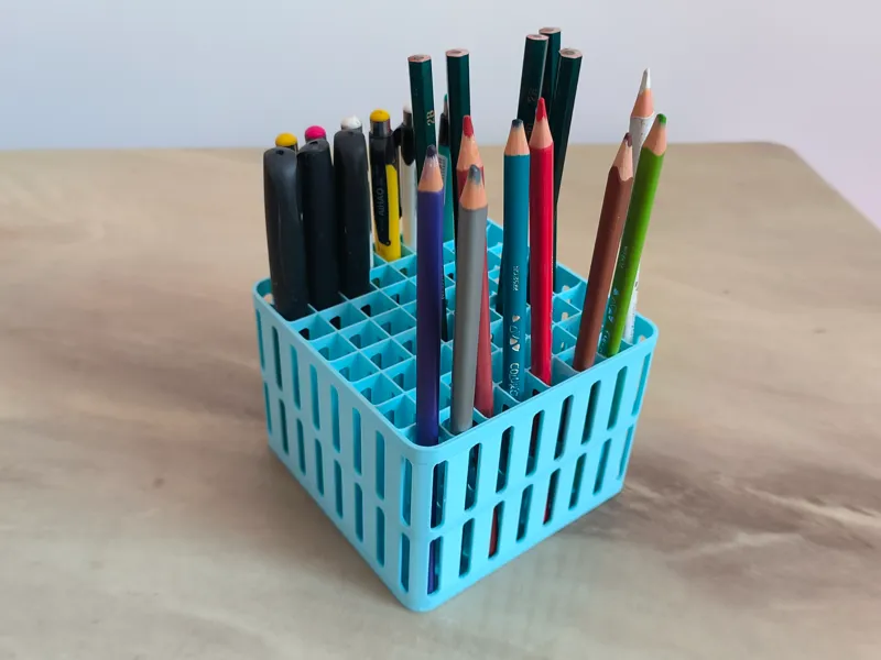 笔筒 pencil holder