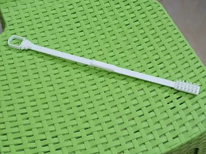 back scratcher