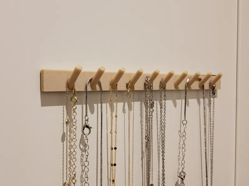 Necklace Holder 