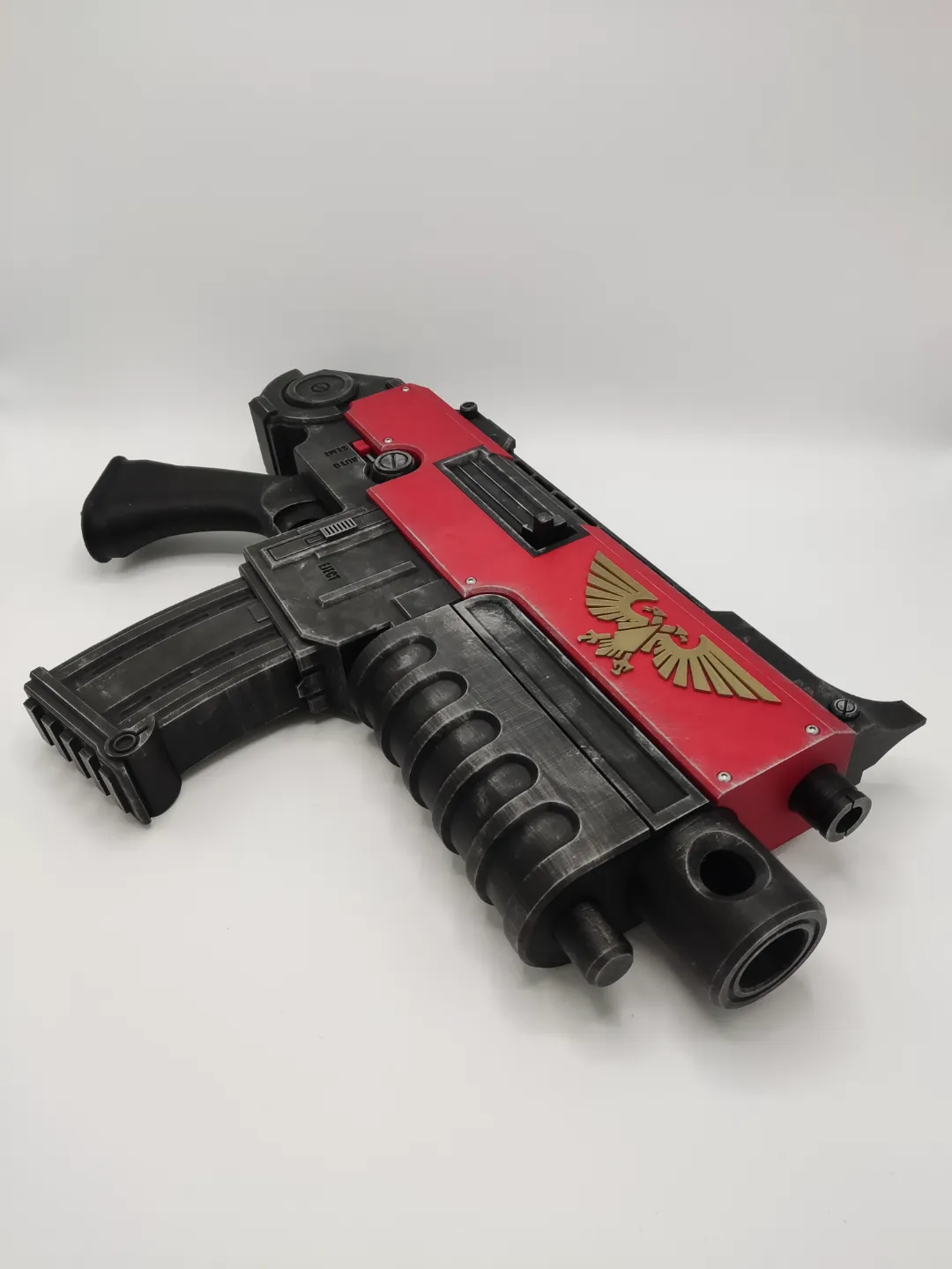 Warhammer 40K Bolter/Boltgun view 2