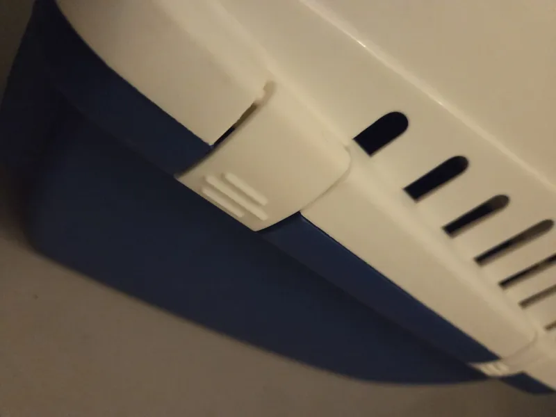 Replacement Clip for Savic Carrier Trotter 1