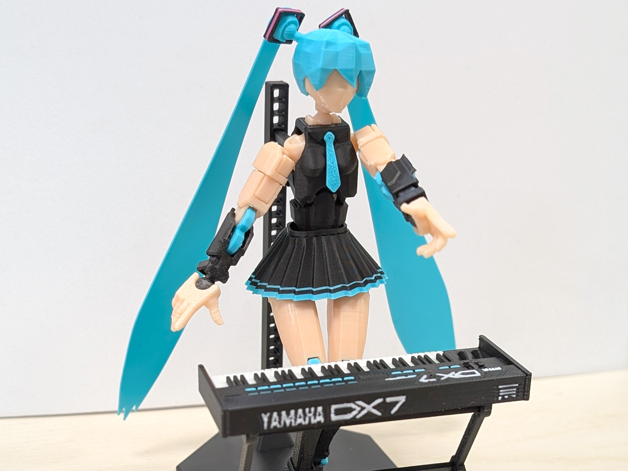 Dummy 13 Type F MOD – Twin-Tail Cyber Diva Style