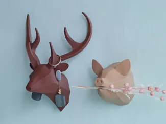 Sharp Deer & Deluded Pig