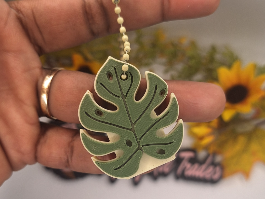 Monstera leaf can opener