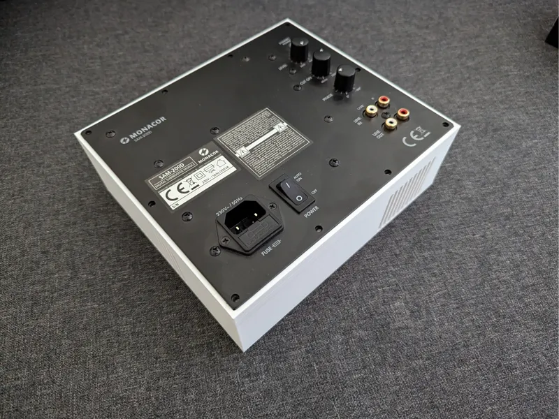 Monacor SAM-200D Enclosure