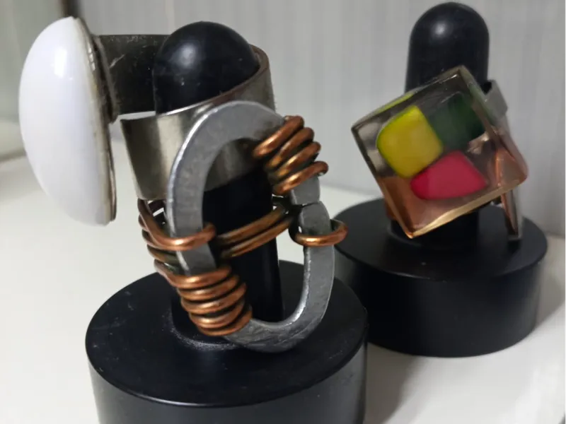 Ring holder
