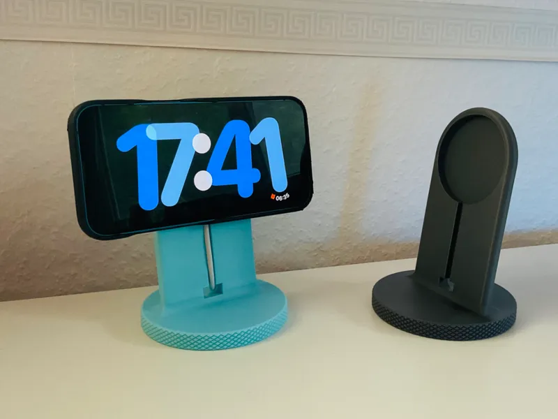 MagSafe Charging Stand
