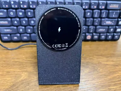 Wireless charging stand for mobile phones