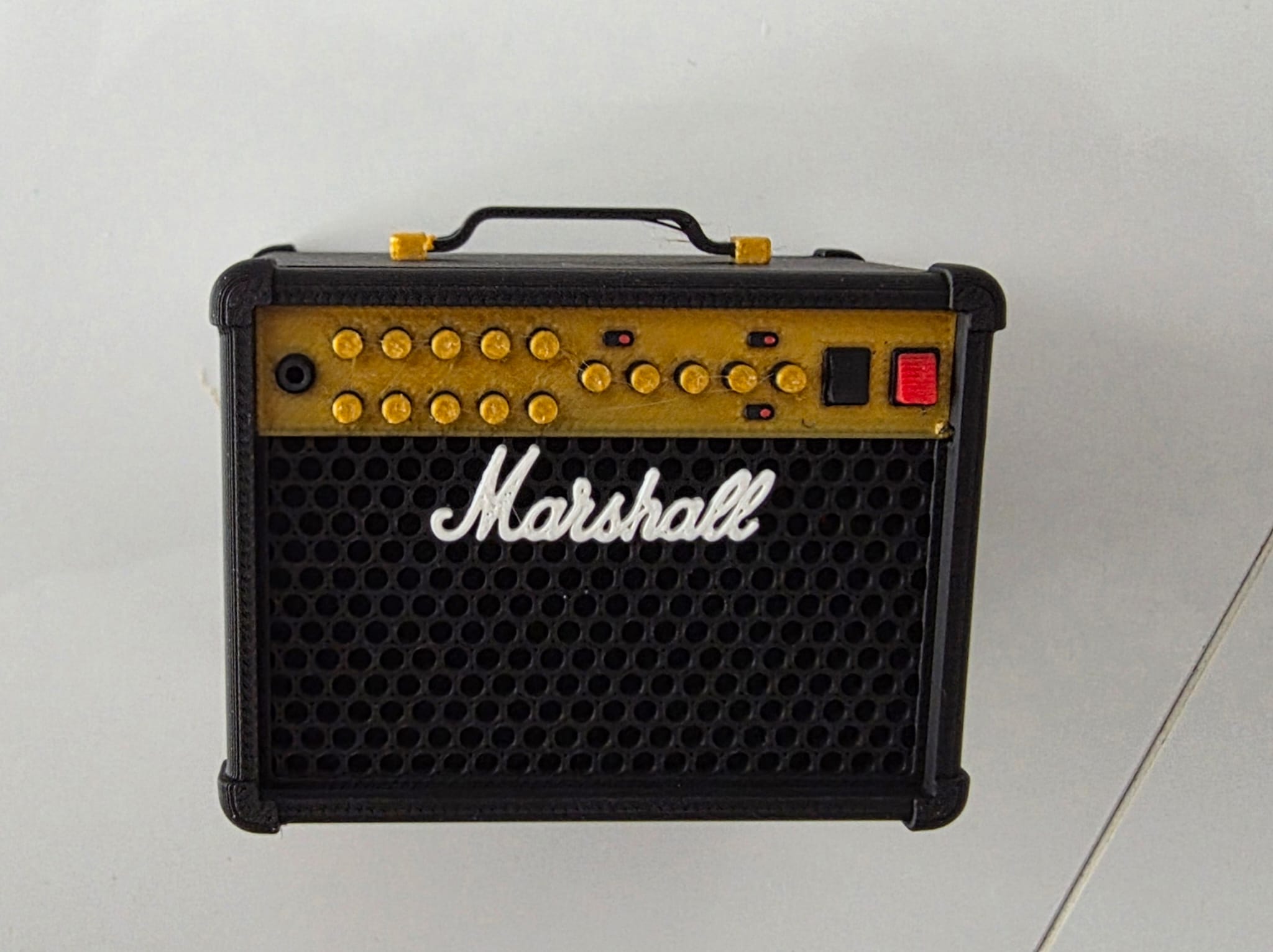 Guitar pick holder featuring a Marshall amplifier - 1