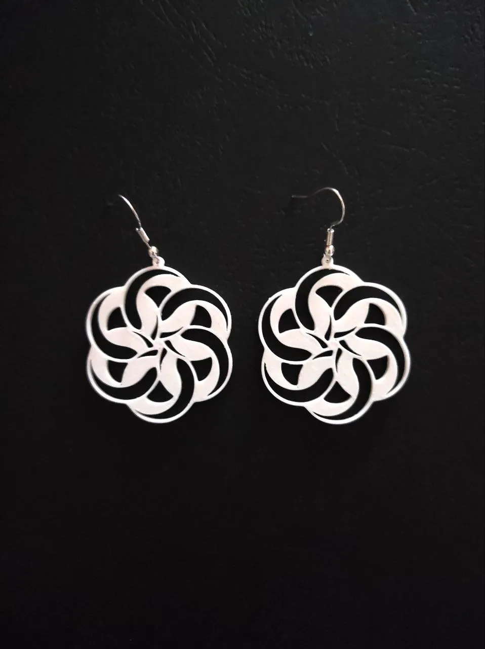 Whirlisae - Earrings view 2