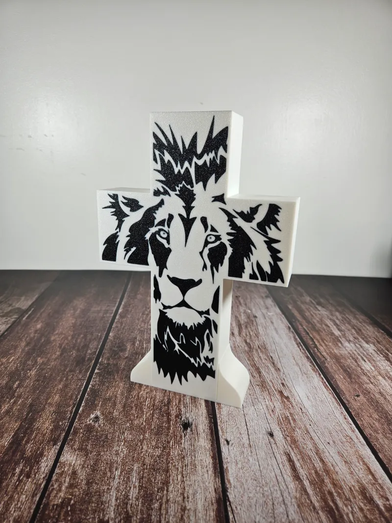 Lion of Judah Cross Lightbox