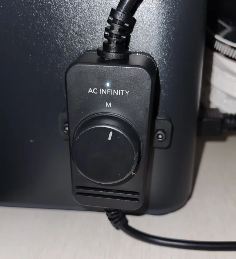 AC Infinity Fan Controller Mount