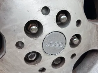 Jeep Wrangler TJ wheel center 