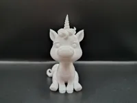 Licorne mignonne façon conte de fées — photo 2