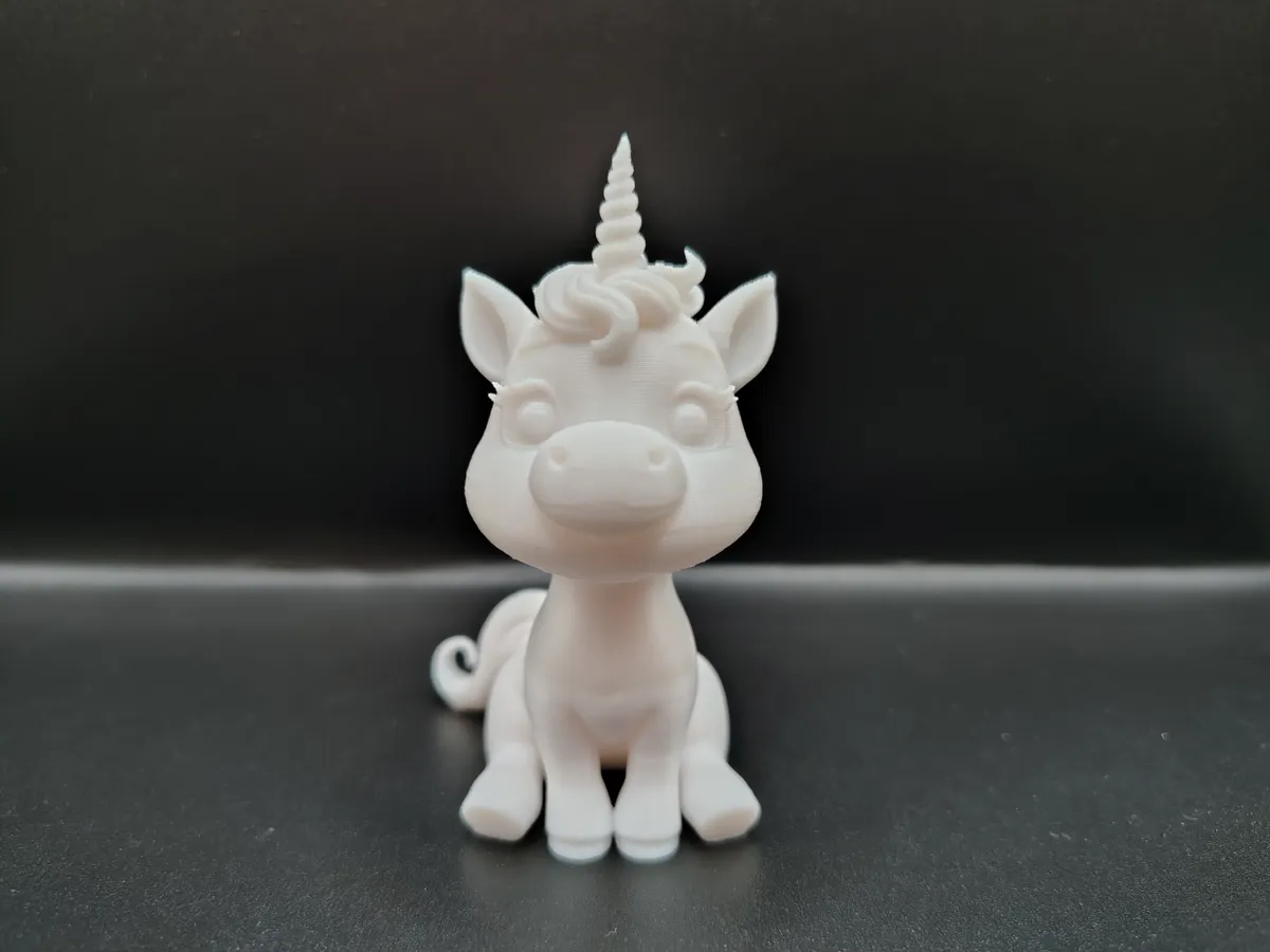 Licorne mignonne façon conte de fées