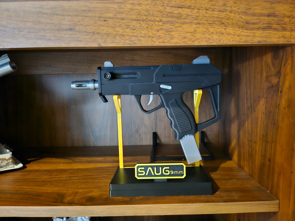 SAUG-P (Prop Gun with Moving Parts) - Free 3D Print Model - MakerWorld