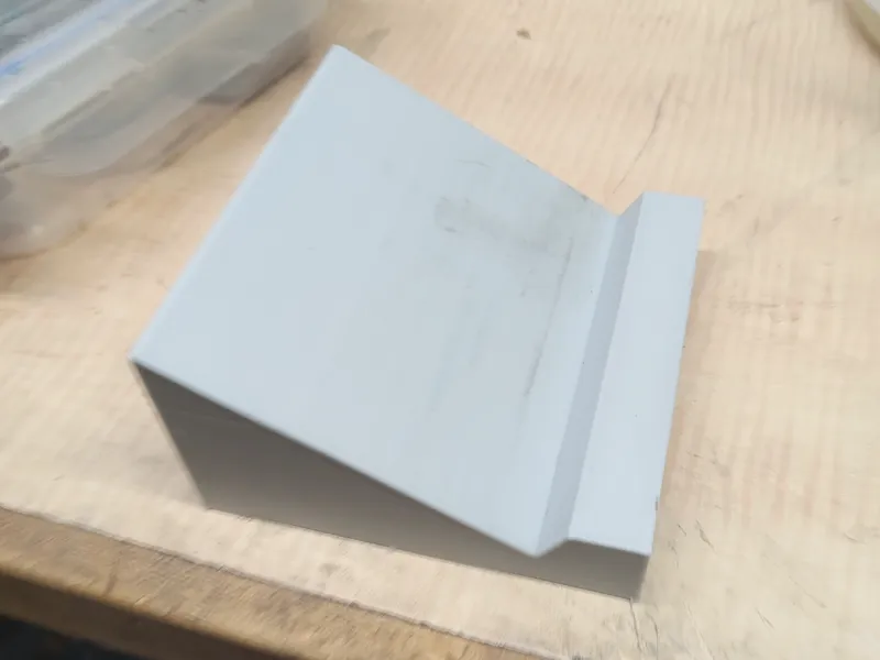 30 degree stand
