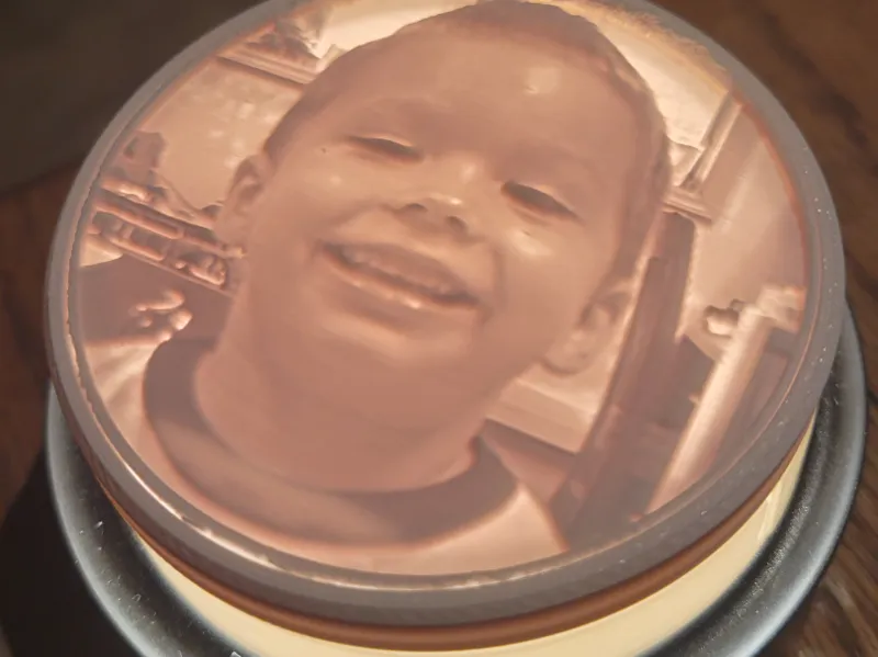 Zyn can lid lithophane