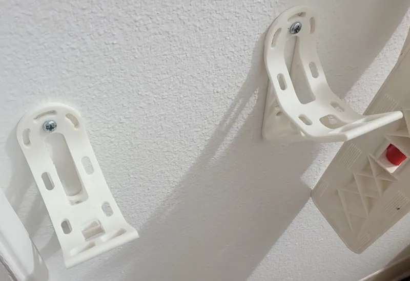 Longboard wall hangers