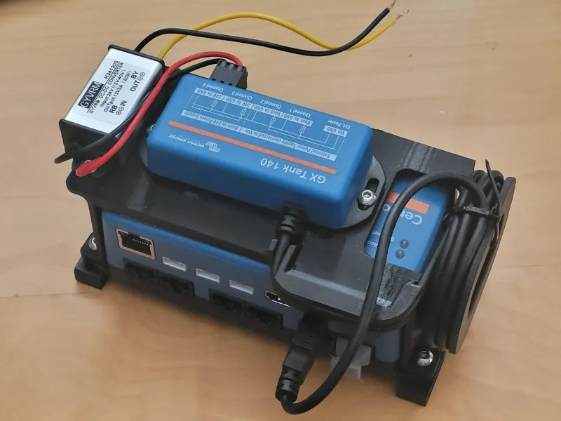 GX tank 140 over Cerbo GX bracket