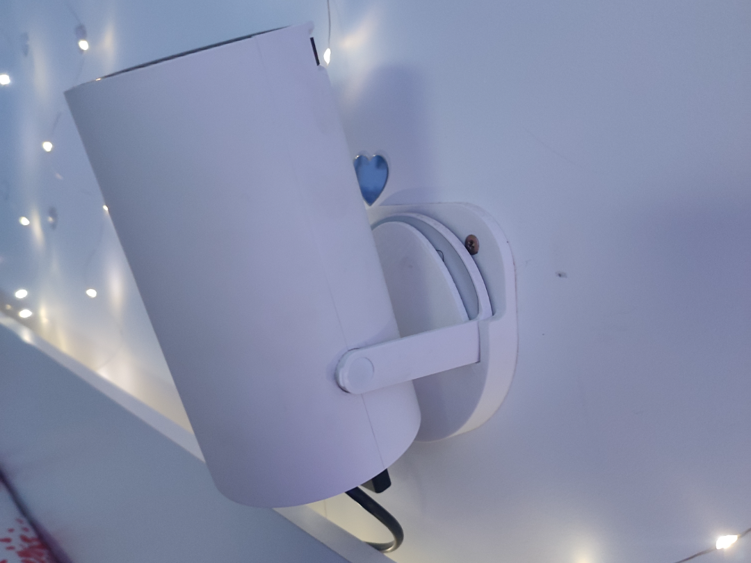 HY-300 projector wall mount