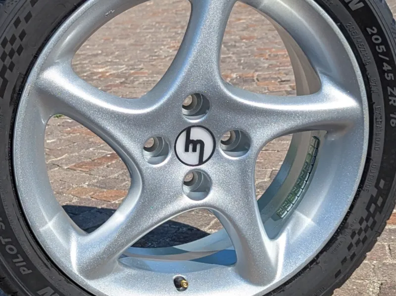 Mazda MX-5/Miata NBFL wheel center cap - 52mm