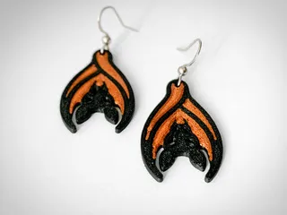 Simple bat earrings view 4