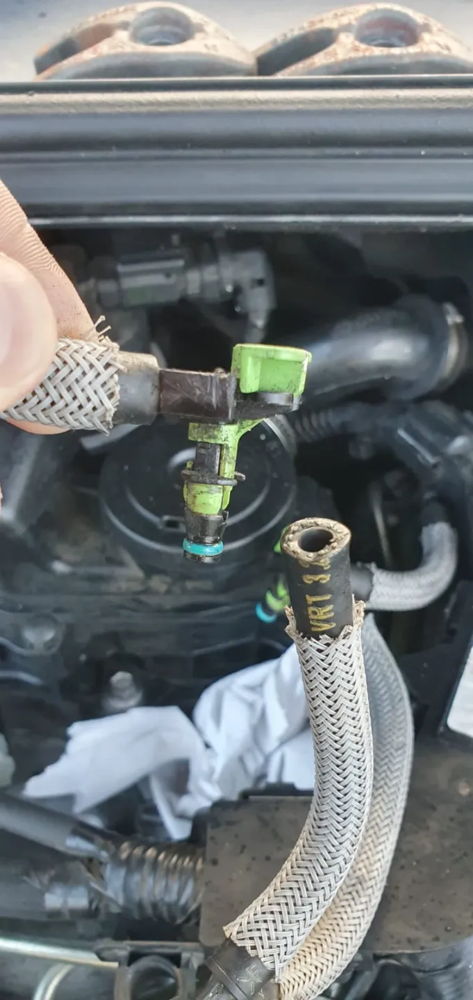 Injector return line connector (Ford Peugeot etc.) by Northsider MakerWorld