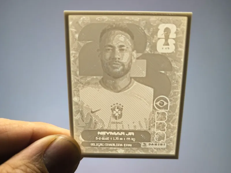 Cromo en 3D de Neymar Jr Gold (Album Panini 2026)