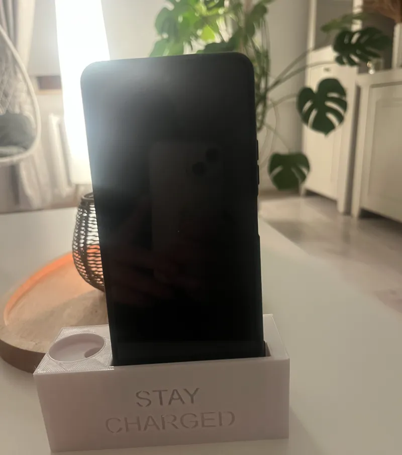 Phone and smartwatch stand