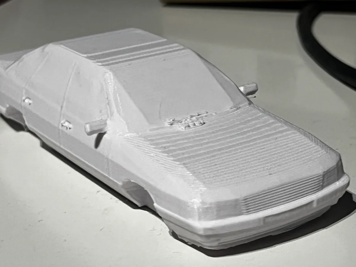 Audi 100 C3 stylisée low poly