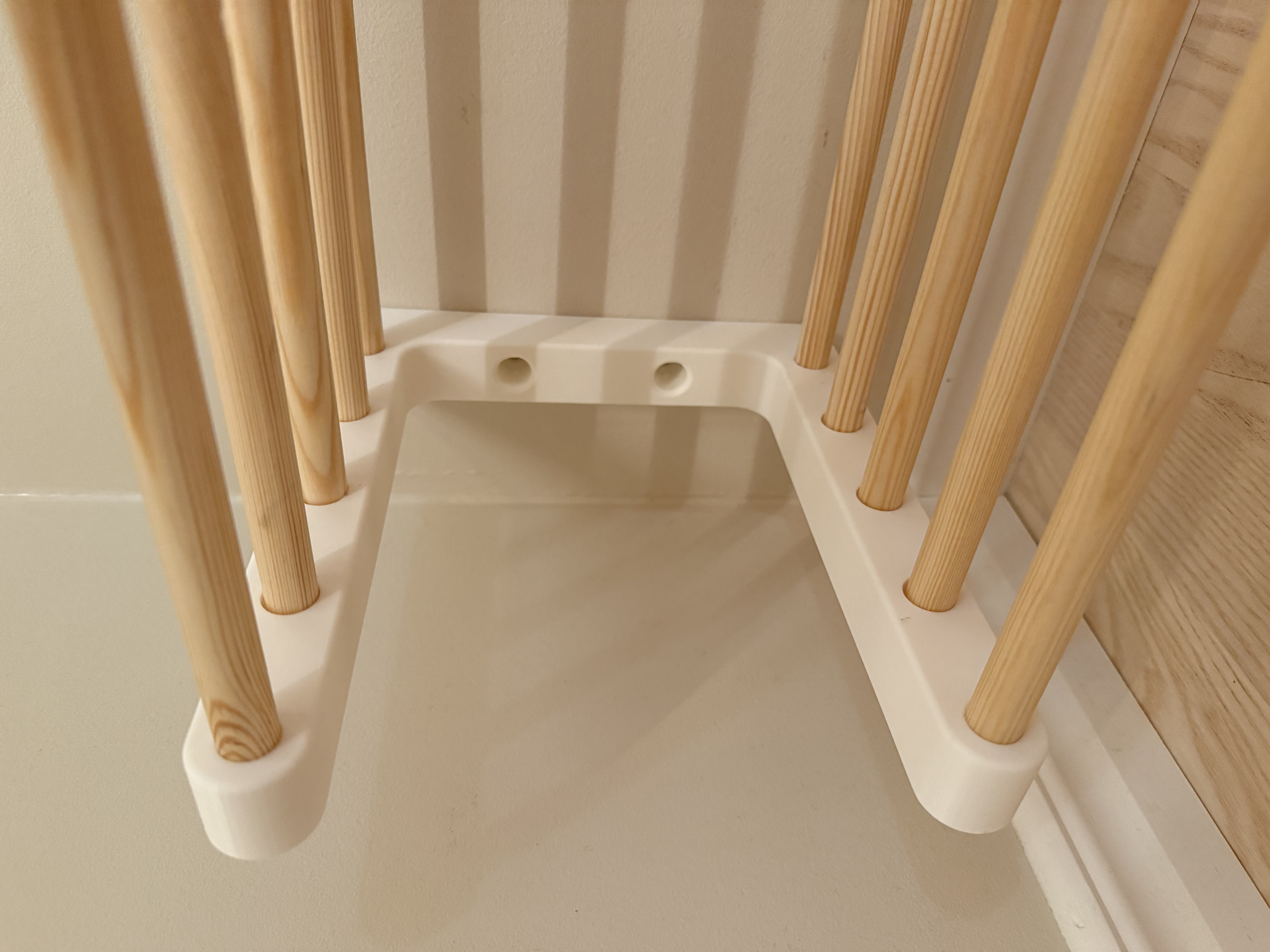 Miniatura 2 do modelo 3D Shoe Shelf bracket