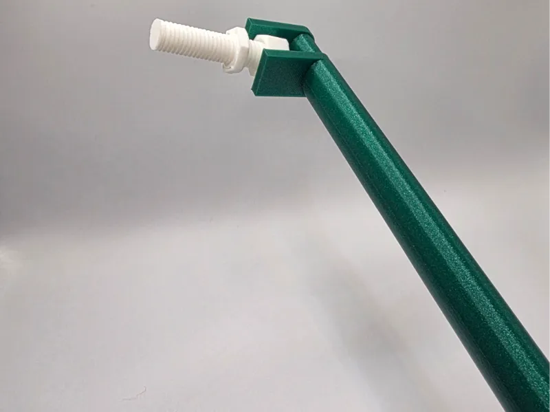 Tight Space Nut and Bolt Tool