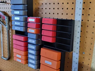 Clamshell Parts Box Mount for Pegboard