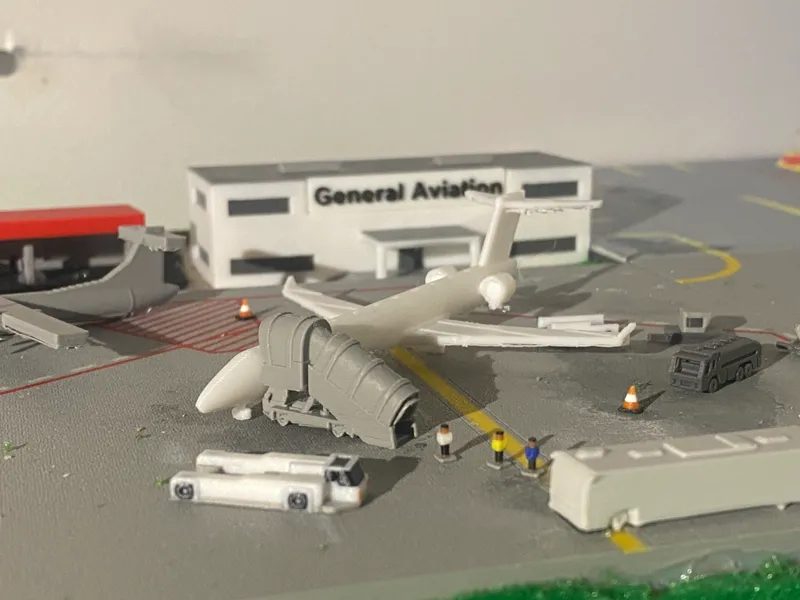 1:400 scale Bombardier CRJ 900 model