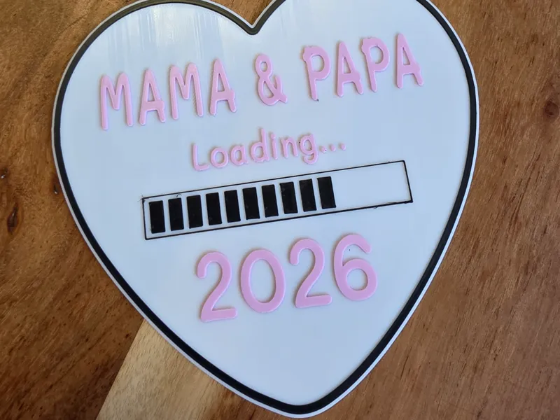 Mama & Papa Loading 2026