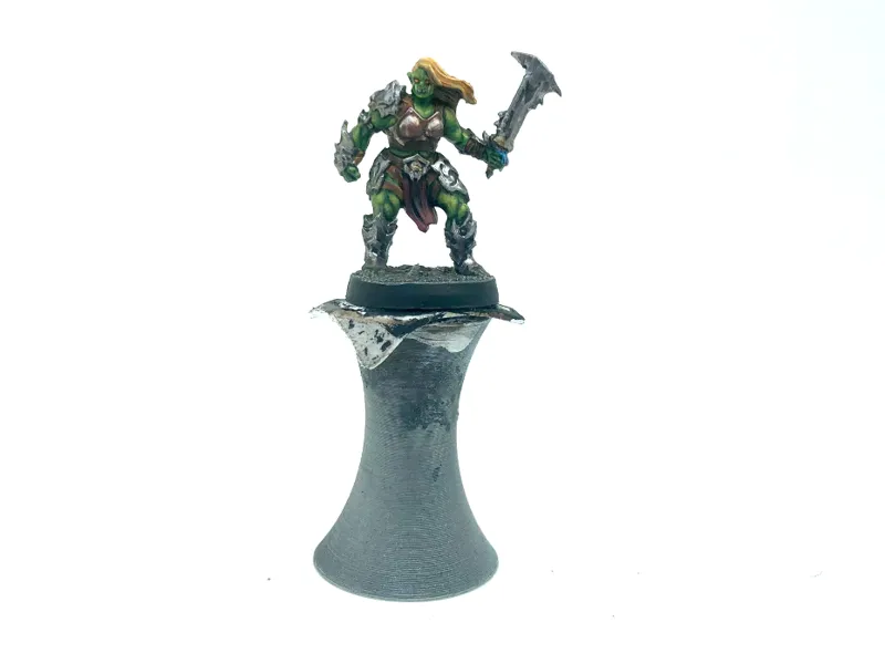 Porte figurine pour peinture
