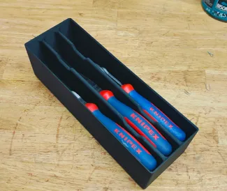 Gridfinity pliers holder