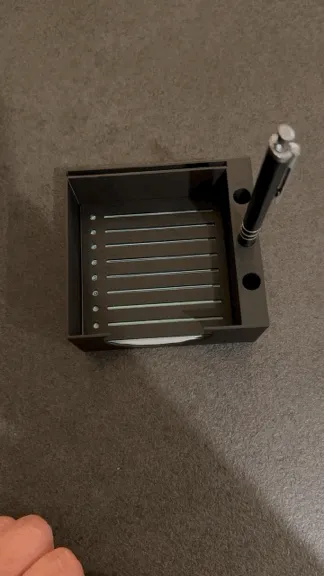 Range bloc-notes avec porte-stylos