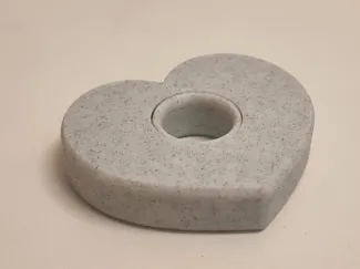 Pill holder / fidget spinner heart