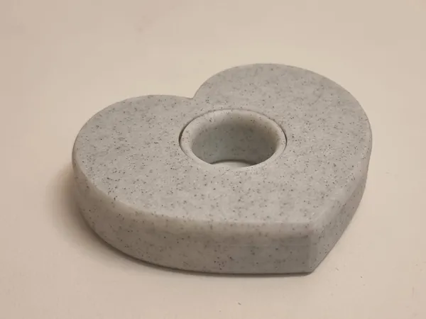 Pilulier fidget en forme de cœur