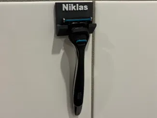 ElkOS Xenon 6.1 Rasiererhalter personalisierbar