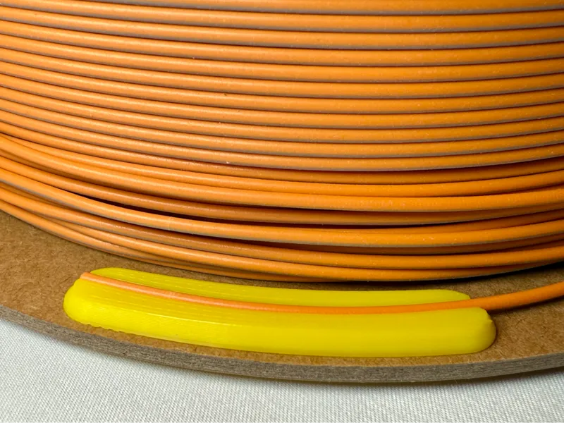 Press-in filament clip—Polymaker round-hole spools